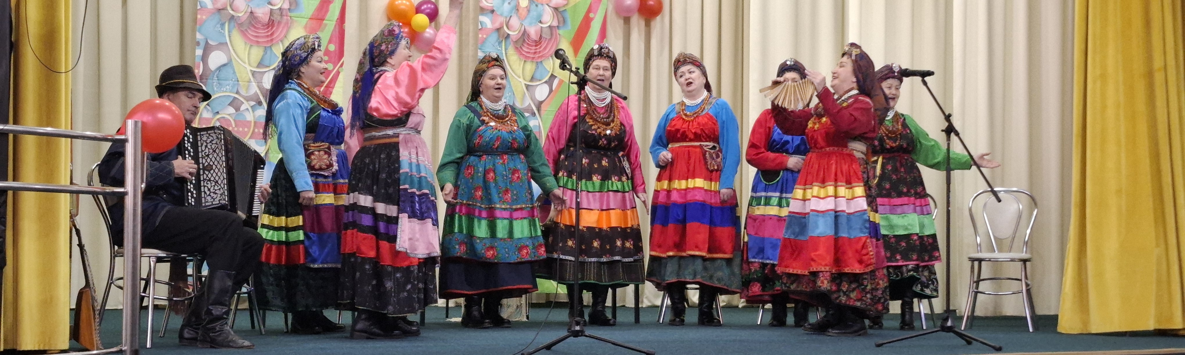 Выступление коллектива Забайкальского хора «Семейские янтари»