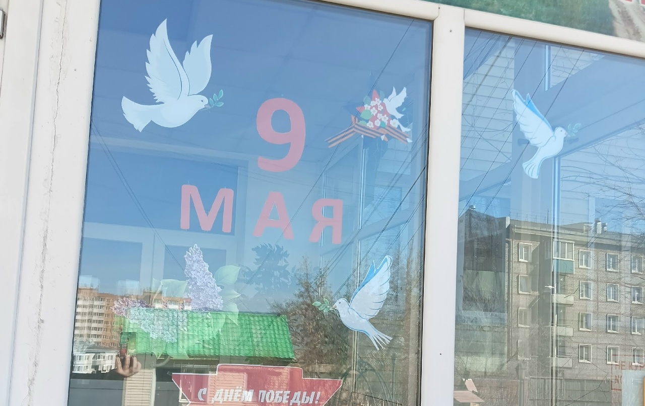НАШ «ДОВЕРИЕ» ЦВЕТЕТ К 9 МАЯ: ПРАЗДНИЧНОЕ УЮТНОЕ ФОЙЕ ДЛЯ НАШИХ ДОРОГИХ ПОЖИЛЫХ