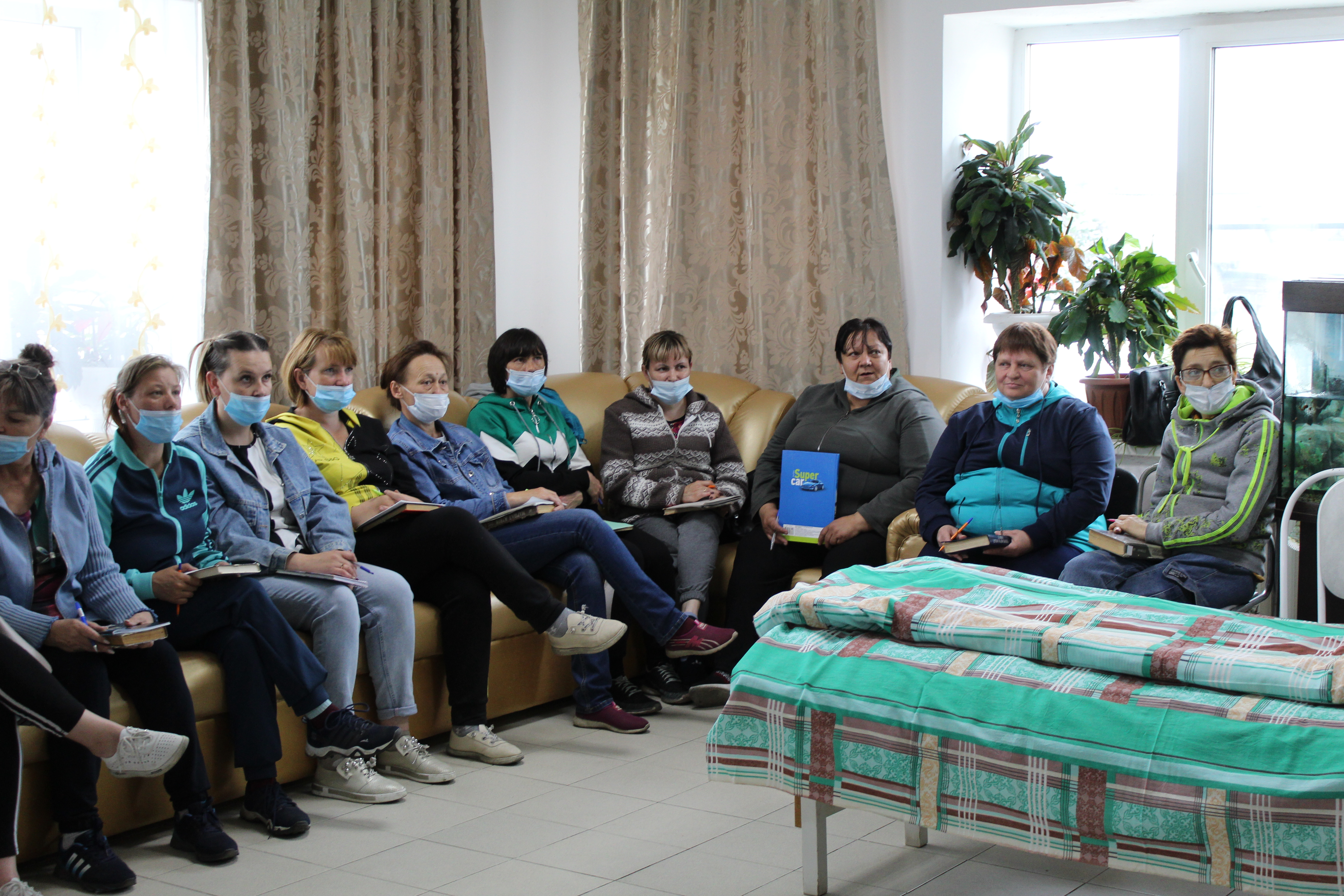 О работе Школы ухода в автономных учреждениях социального обслуживания Кабанского района.