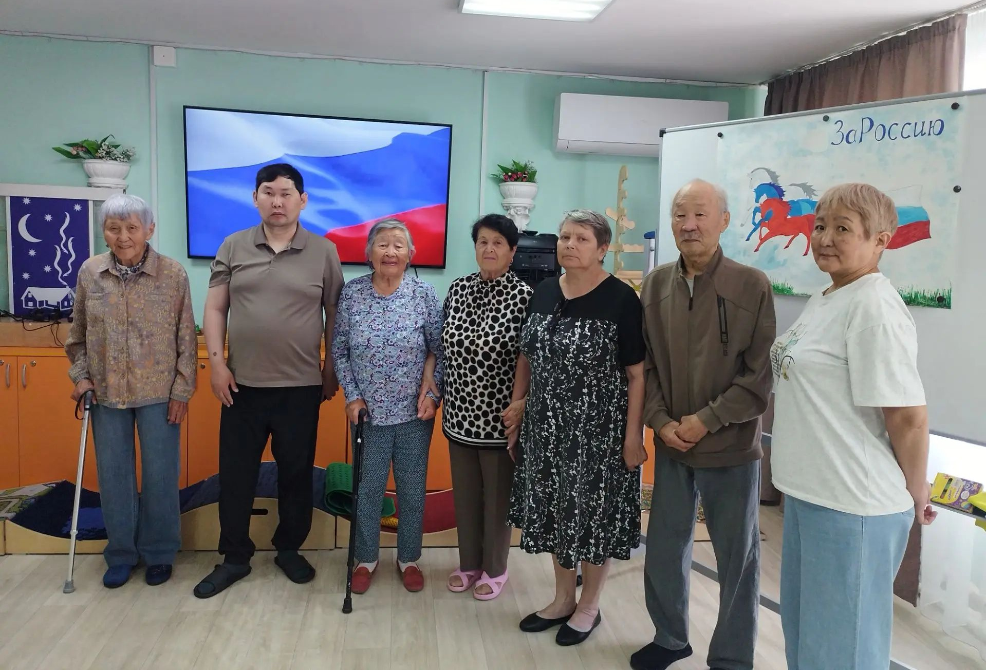 Единство в цветах флага: как прошёл праздник ко Дню Государственного флага России