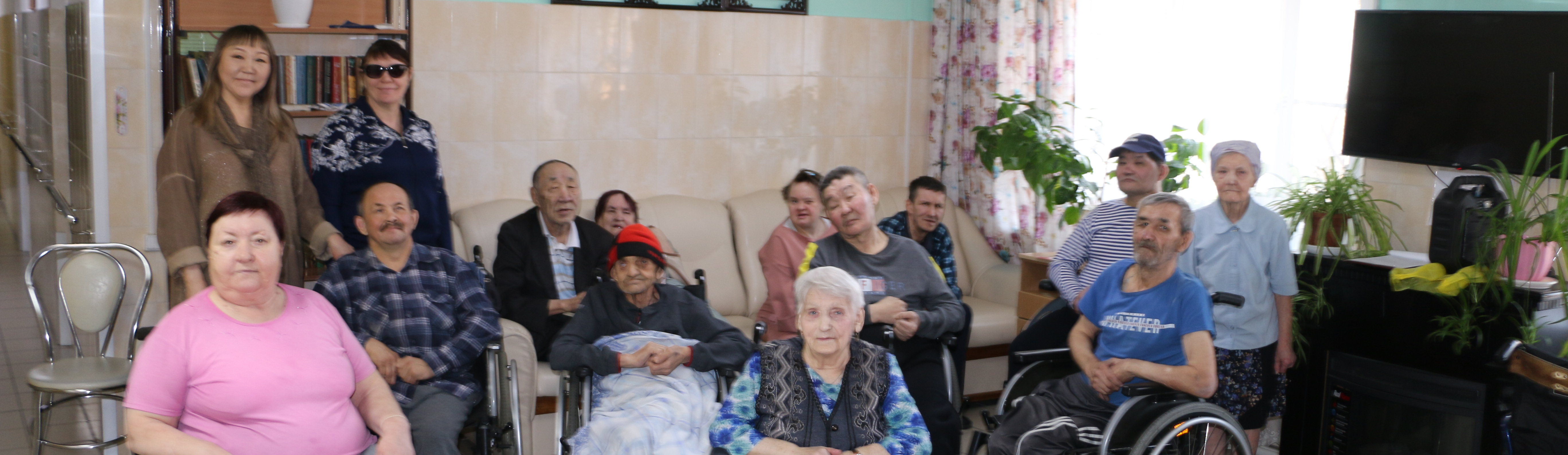 В рамках празднования 100-летия Республики Бурятия в АУСО «У-УКЦ  «Доверие» проходят различные мероприятия. 24 марта прошла музыкально- творческая гостиная, викторина «Мой родной край – что я